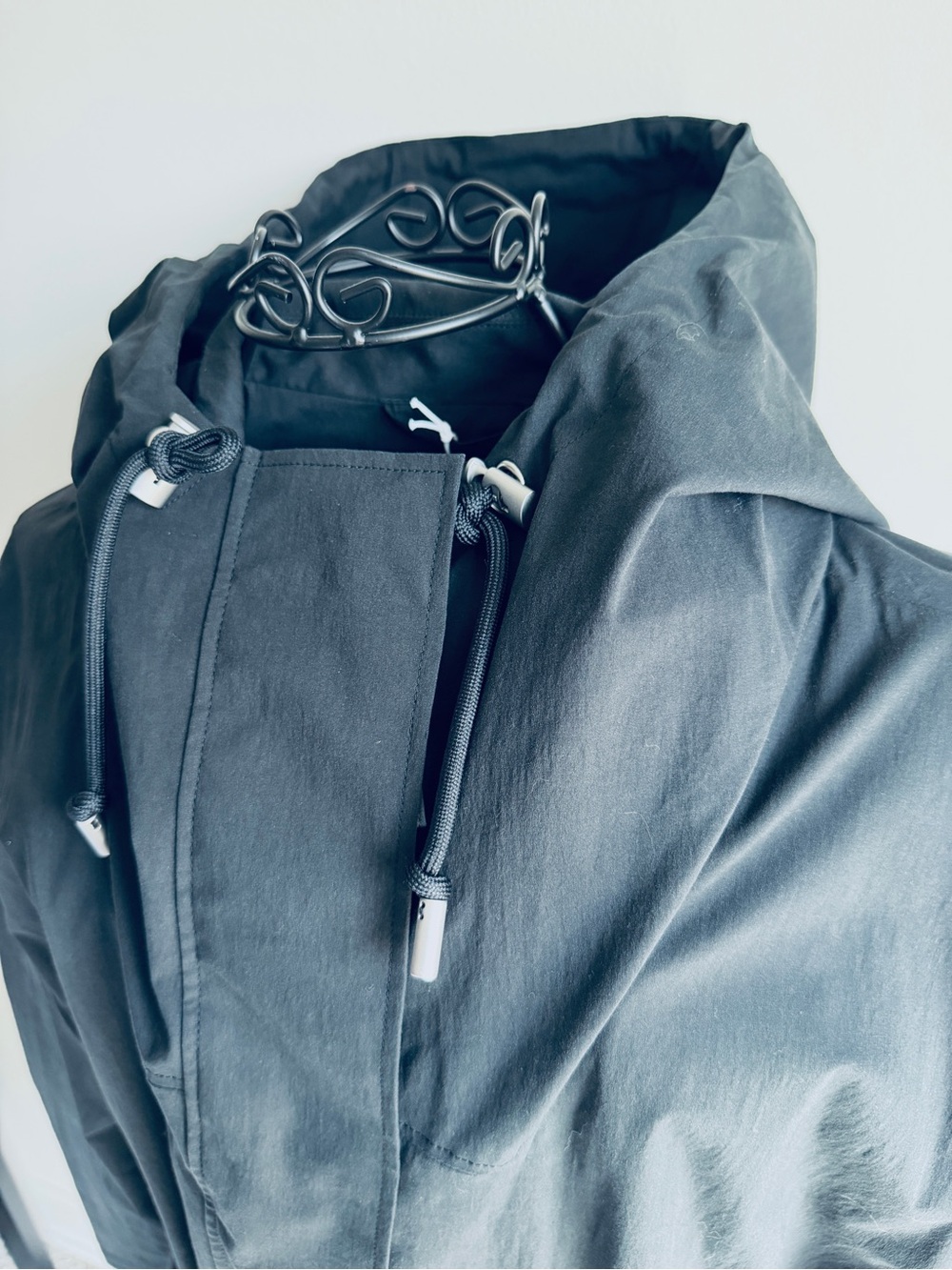 COS rain jacket - Picture 5 of 10